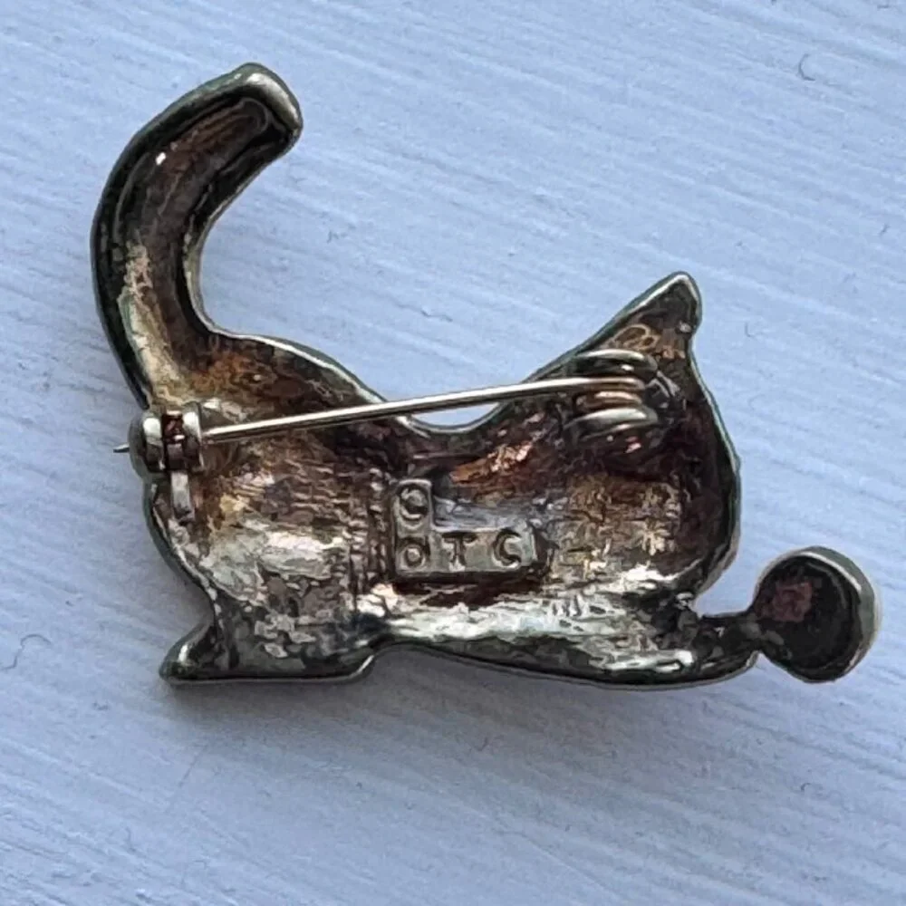Vintage Gold-Tone with Crystals Playful Cat Brooch